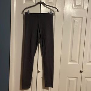 NWOT Aeropostale gray leggings size Medium